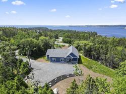 667 Shad Point Parkway Blind Bay, NS B3Z 4C1
