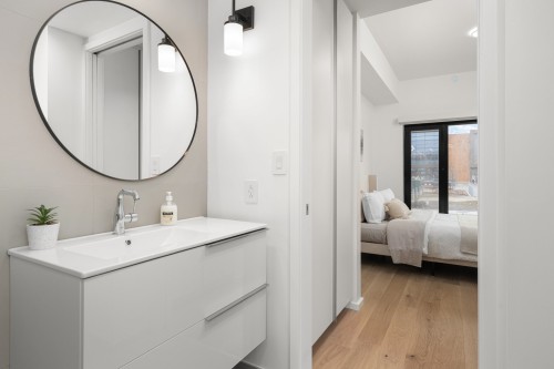 Master Bathroom - 123-585 Av. Glengarry, Mont-Royal, QC - Indoor