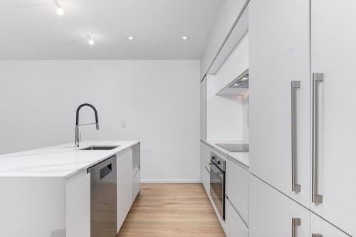 Kitchen - 123-585 Av. Glengarry, Mont-Royal, QC - Indoor Photo Showing Kitchen