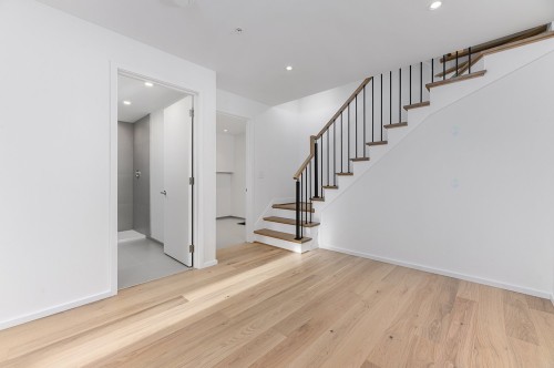 Den - 123-585 Av. Glengarry, Mont-Royal, QC - Indoor Photo Showing Other Room