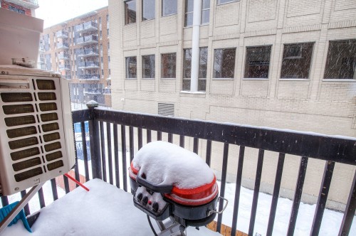 Balcon - 2122 Boul. De Maisonneuve E., Montréal (Ville-Marie), QC -  With Exterior