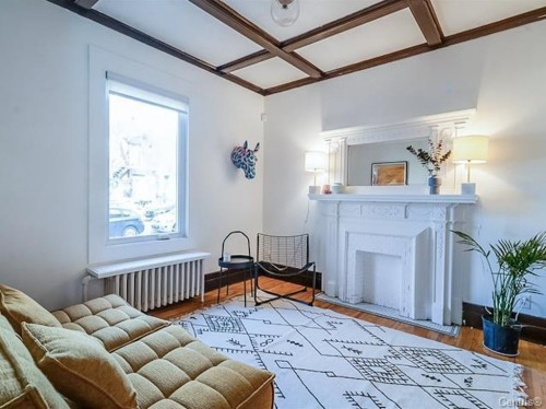 Boudoir - 8410 Rue Foucher, Montréal (Villeray/Saint-Michel/Parc-Extension), QC - Indoor With Fireplace