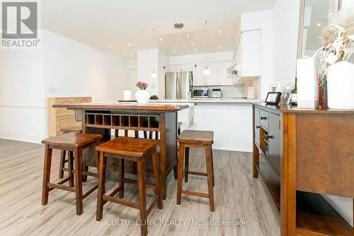 Ph6 - 135 Pond Drive, Markham, ON - Indoor