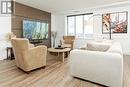 Ph6 - 135 Pond Drive, Markham, ON  - Indoor Photo Showing Living Room 