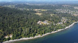 4563 Cordova Bay Rd Saanich, BC V8X 3V5
