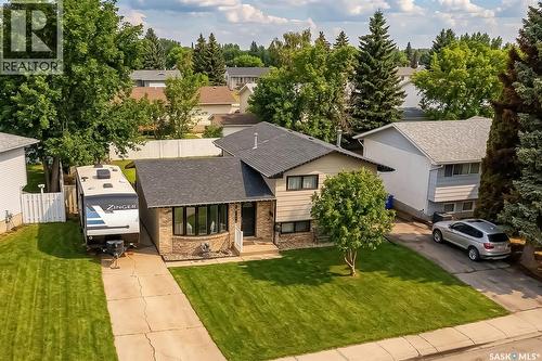 1365 Prince CRESCENT  Moose Jaw, SK S6H 6E6