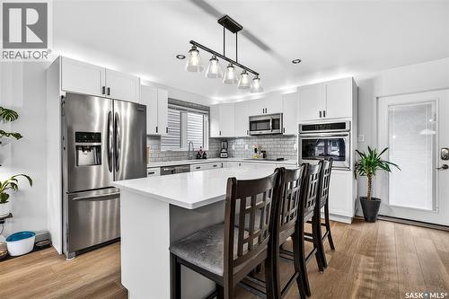 1365 Prince Crescent, Moose Jaw, SK - Indoor Photo Showing Kitchen With Stainless Steel Kitchen With Upgraded Kitchen