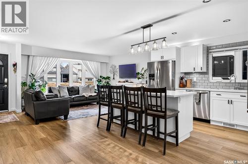 1365 Prince Crescent, Moose Jaw, SK - Indoor Photo Showing Kitchen With Upgraded Kitchen