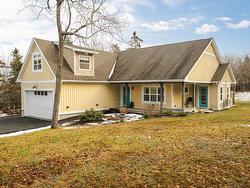 83 Hebridean Drive  Herring Cove, NS B3V 1H3