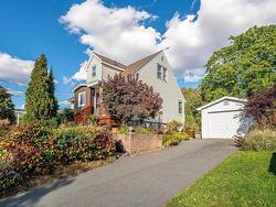 3821 Basinview Drive  Halifax, NS B3K 5A2