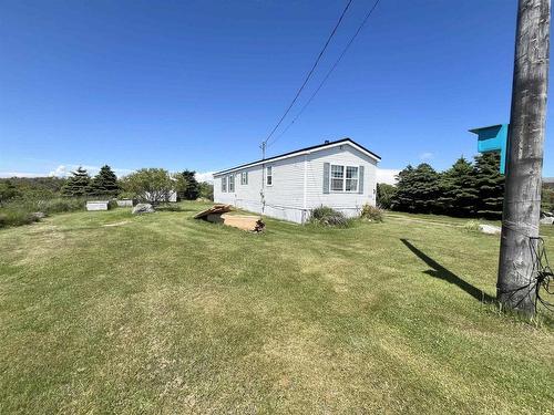 23 New Road, The Hawk, NS 