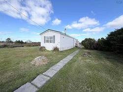 23 New Road The Hawk, NS B0W 1P0