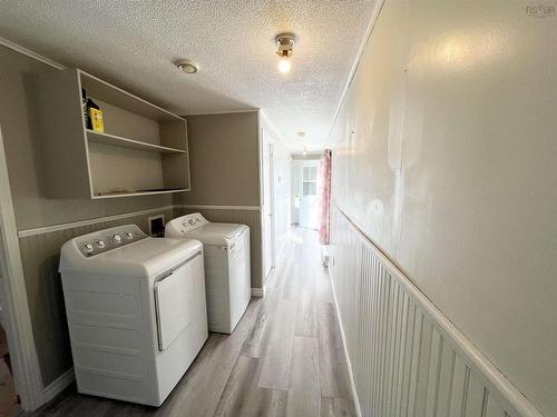 23 New Road, The Hawk, NS 