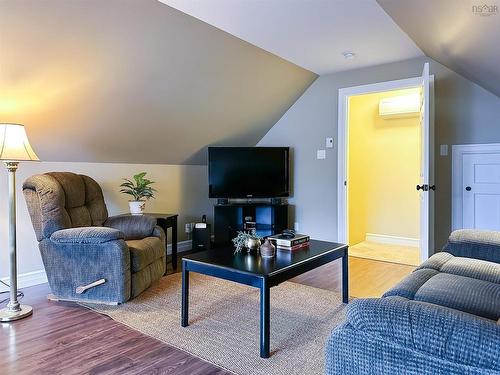 93 Macdonald Park Road, Kentville, NS 