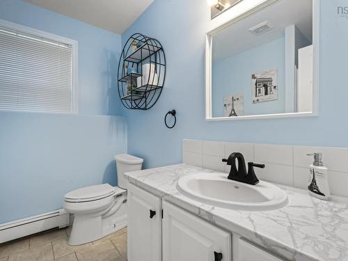 198 Tattenham Crescent, Hammonds Plains, NS 