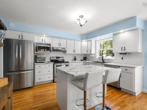 198 Tattenham Crescent, Hammonds Plains, NS 