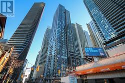 2711 - 295 ADELAIDE STREET W  Toronto, ON M5V 0L4