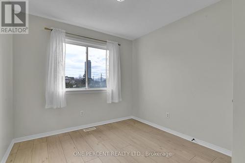 563 Burleigh Private, Ottawa, ON - Indoor Photo Showing Other Room