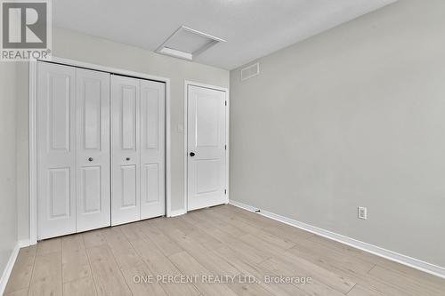 563 Burleigh Private, Ottawa, ON - Indoor Photo Showing Other Room