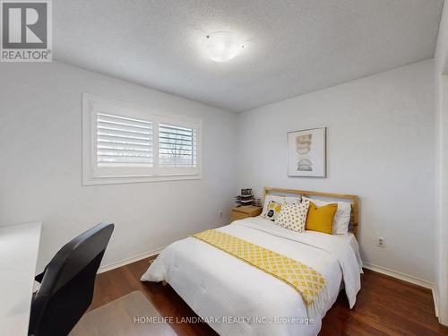 837 Apple Gate Court, Mississauga, ON - Indoor Photo Showing Bedroom
