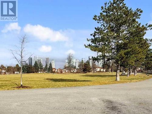 837 Apple Gate Court, Mississauga, ON - Outdoor With View