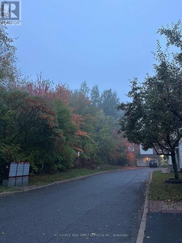 127 Gladeview Private, Ottawa, ON - Outdoor