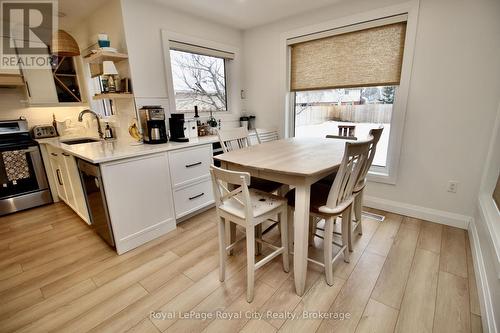 82 Gunn Avenue, Cambridge, ON - Indoor