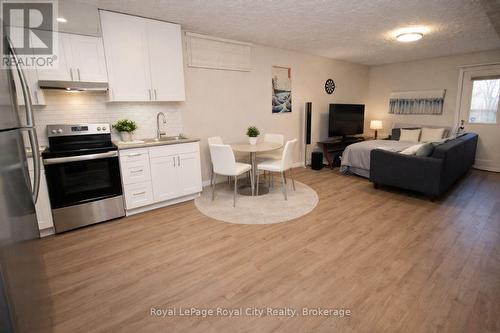 Virtually staged photo of potential apartment - 82 Gunn Avenue, Cambridge, ON - Indoor