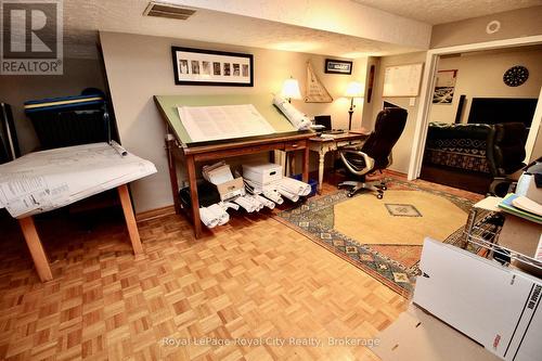 82 Gunn Avenue, Cambridge, ON - Indoor