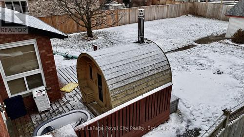 82 Gunn Avenue, Cambridge, ON - Outdoor