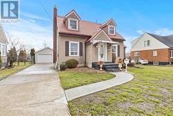 246 SCHOLFIELD AVENUE S  Welland (Lincoln/Crowland), ON L3B 1N7