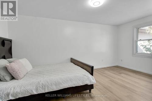 4 - 230 Clarke Road, London East (East H), ON - Indoor Photo Showing Bedroom