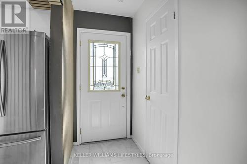 4 - 230 Clarke Road, London East (East H), ON - Indoor Photo Showing Other Room