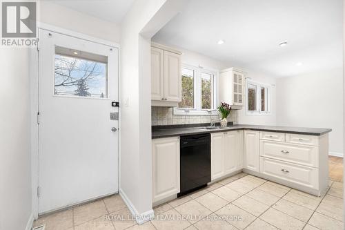 2358 Malone Crescent, Ottawa, ON - Indoor