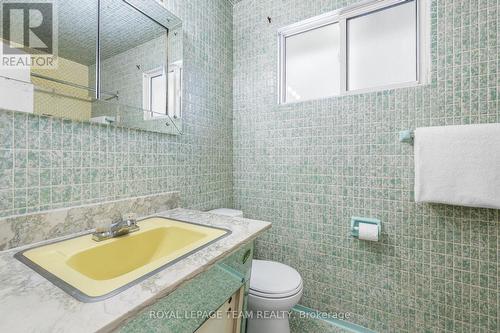 2358 Malone Crescent, Ottawa, ON - Indoor Photo Showing Bathroom