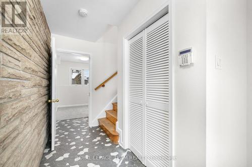 2358 Malone Crescent, Ottawa, ON - Indoor Photo Showing Other Room