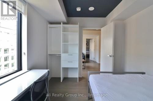 1602 - 105 Champagne Avenue S, Ottawa, ON - Indoor Photo Showing Bedroom