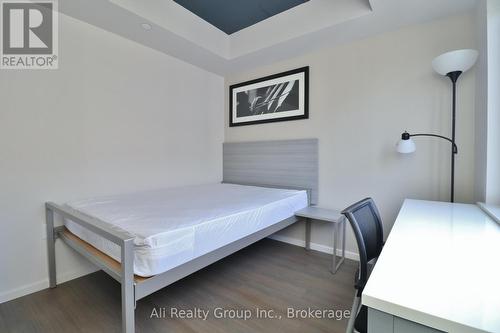 1602 - 105 Champagne Avenue S, Ottawa, ON - Indoor Photo Showing Bedroom