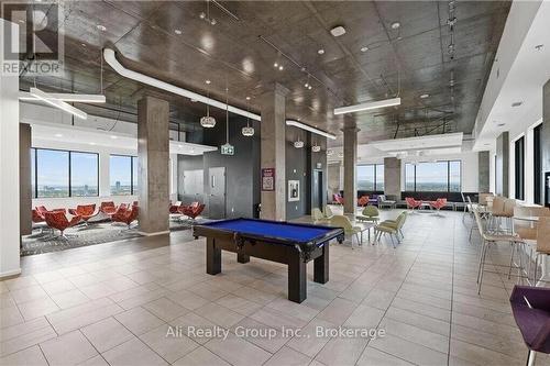 1602 - 105 Champagne Avenue S, Ottawa, ON - Indoor Photo Showing Other Room