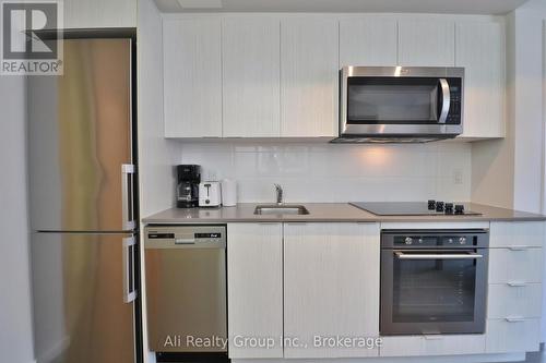 1602 - 105 Champagne Avenue S, Ottawa, ON - Indoor Photo Showing Kitchen With Stainless Steel Kitchen With Upgraded Kitchen