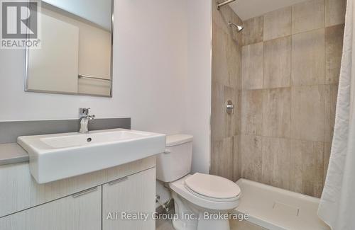 1602 - 105 Champagne Avenue S, Ottawa, ON - Indoor Photo Showing Bathroom