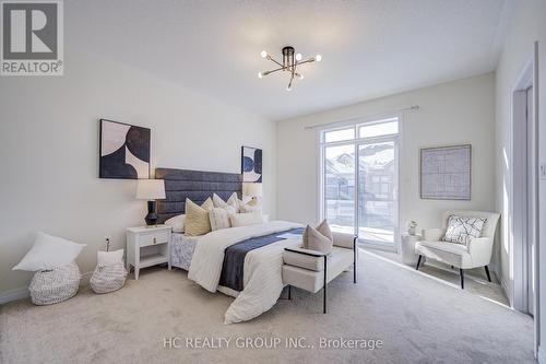 34 Millman Lane, Richmond Hill, ON - Indoor Photo Showing Bedroom