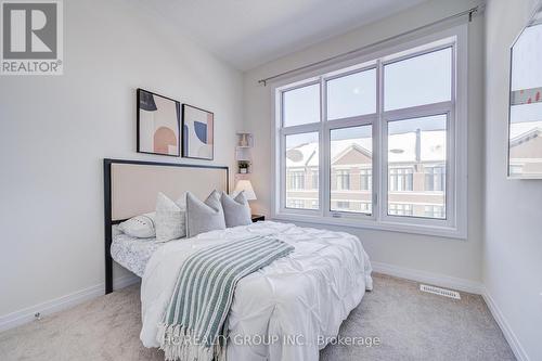 34 Millman Lane, Richmond Hill, ON - Indoor Photo Showing Bedroom