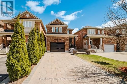 19 CORONET STREET  Whitchurch-Stouffville, ON L4A 0X8