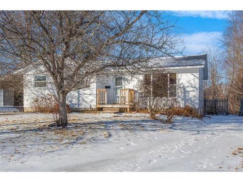 59 Doyle Crt, Fredericton, NB 