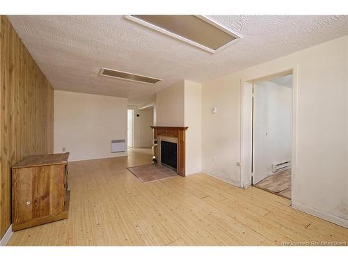 59 Doyle Crt, Fredericton, NB 