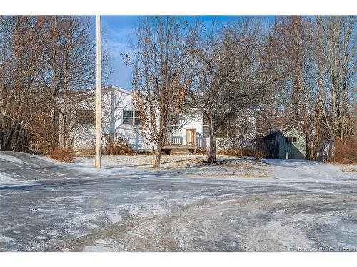 59 Doyle Crt, Fredericton, NB 