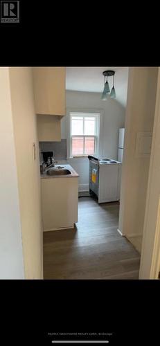 70 Wellington Street S, Hamilton, ON - Indoor