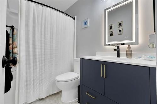 1230 Kildare Ave, Winnipeg, MB 