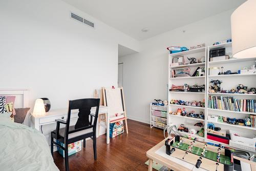 Chambre à coucher - 2501-1155 Rue De La Montagne, Montréal (Ville-Marie), QC - Indoor